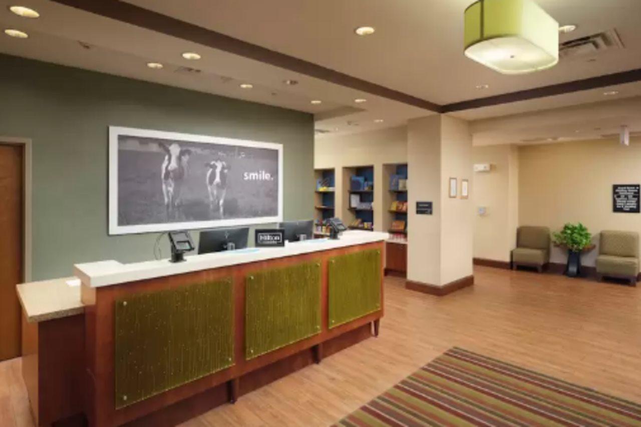 Hotel Hampton Tennessee Cleveland