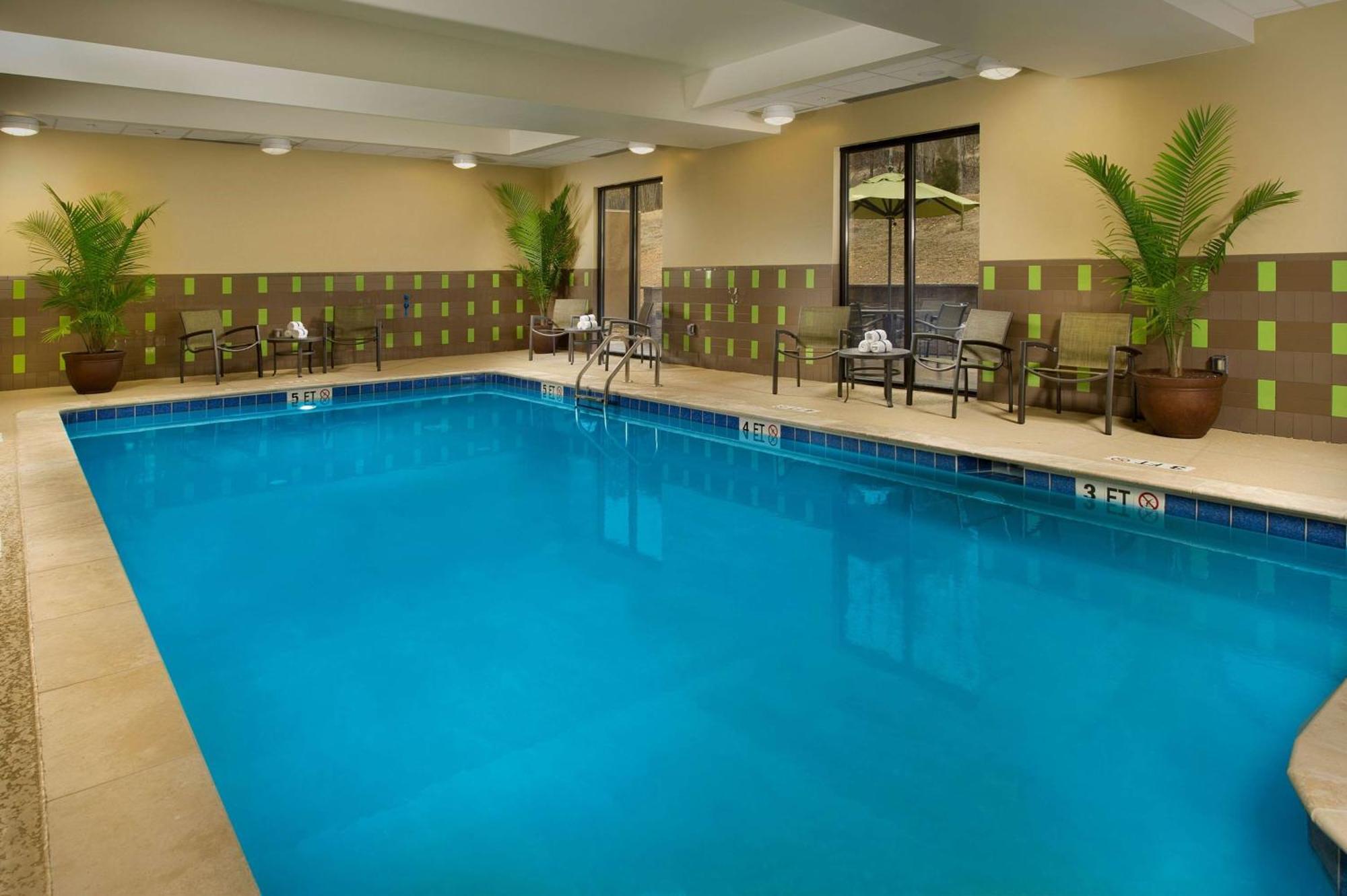 Hotel Hampton Tennessee