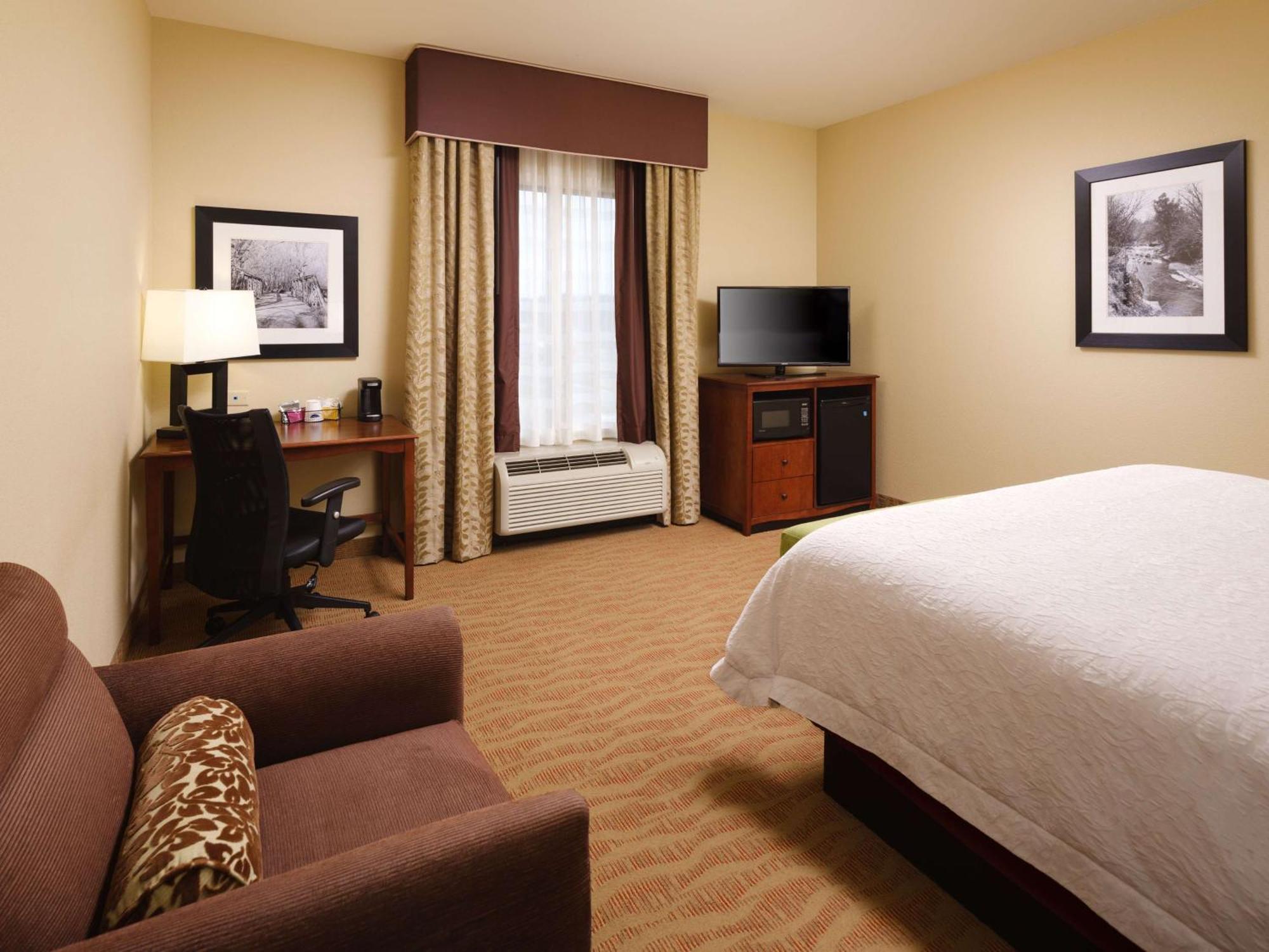 Hampton Tennessee Hotel Cleveland