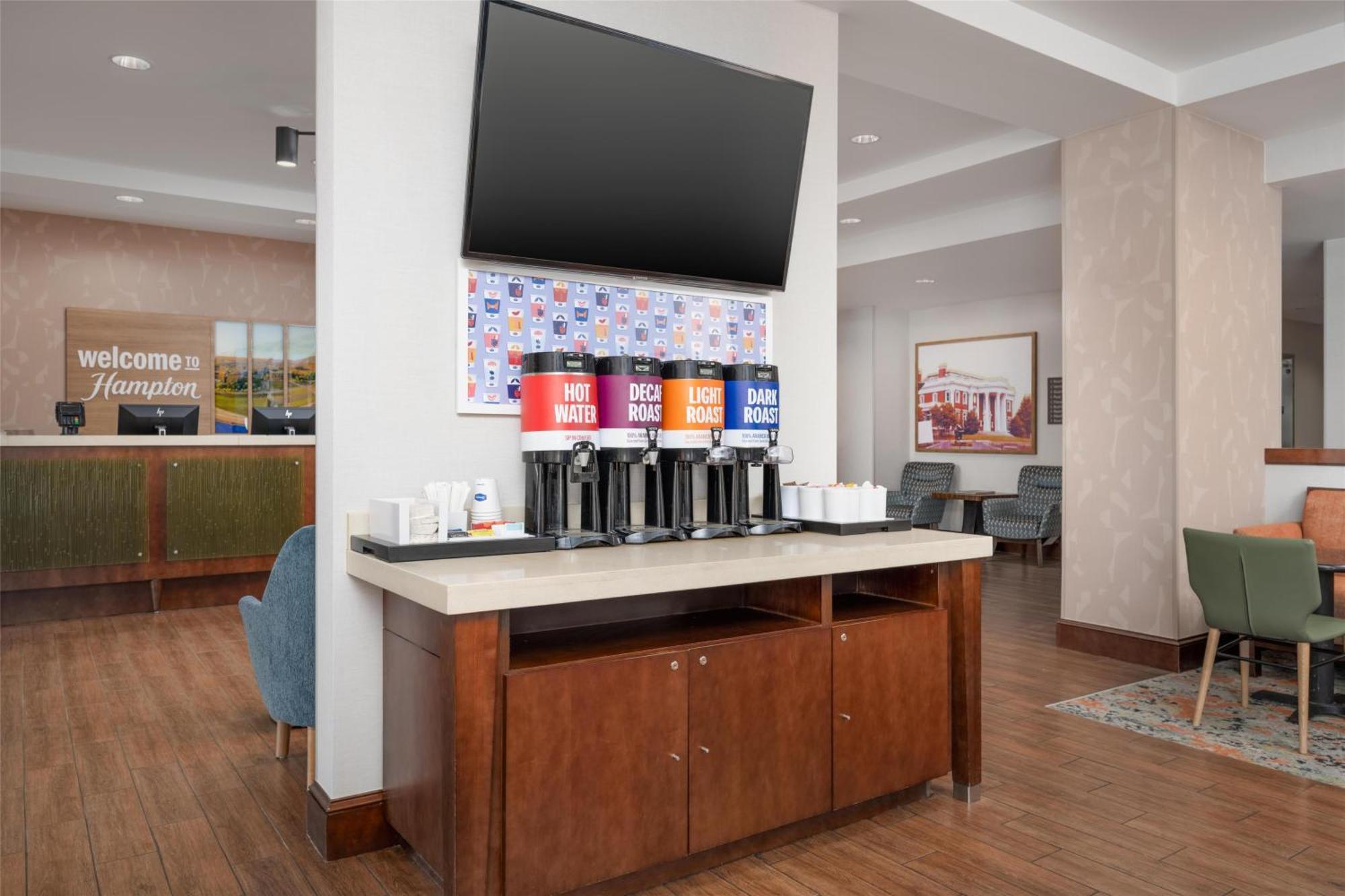 Hampton Tennessee Hotel 3*