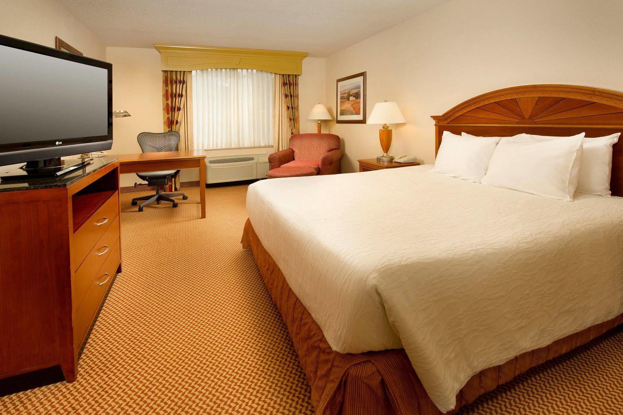 Hampton Tennessee 3*
